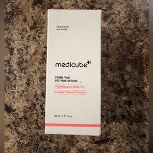 Medicube PDRN Pink Peptide Serum - 30ml